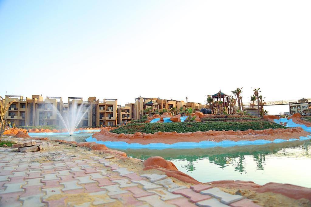 Amazing Chalet At Bluebay Asian Resort Pool View - Families Only ไอน์ ซกนา ภายนอก รูปภาพ